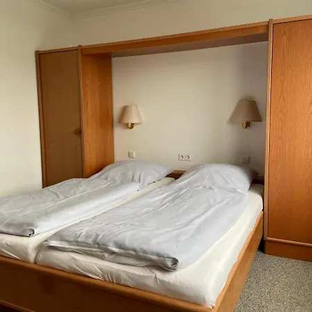 Haus Kleeblatt 3 *